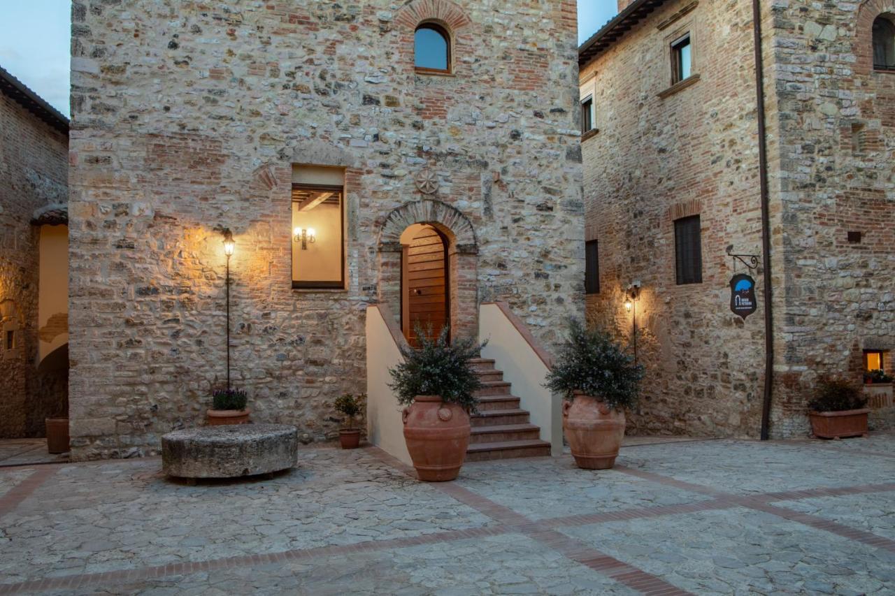 Отель Borgo Petroro Тоди Экстерьер фото